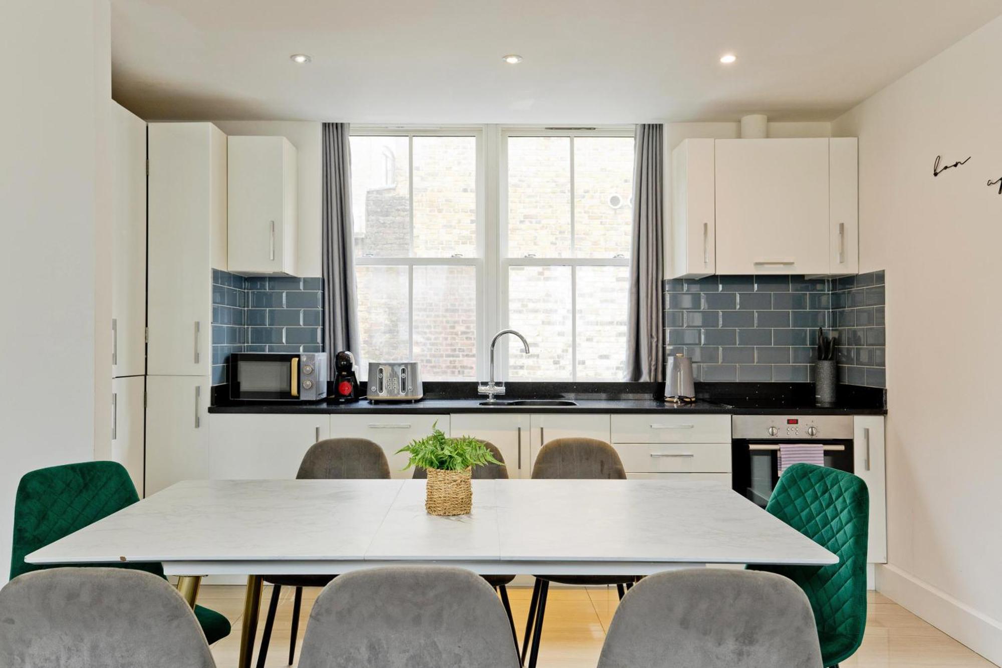 Imperial Liverpool Street Apartments London Exterior photo