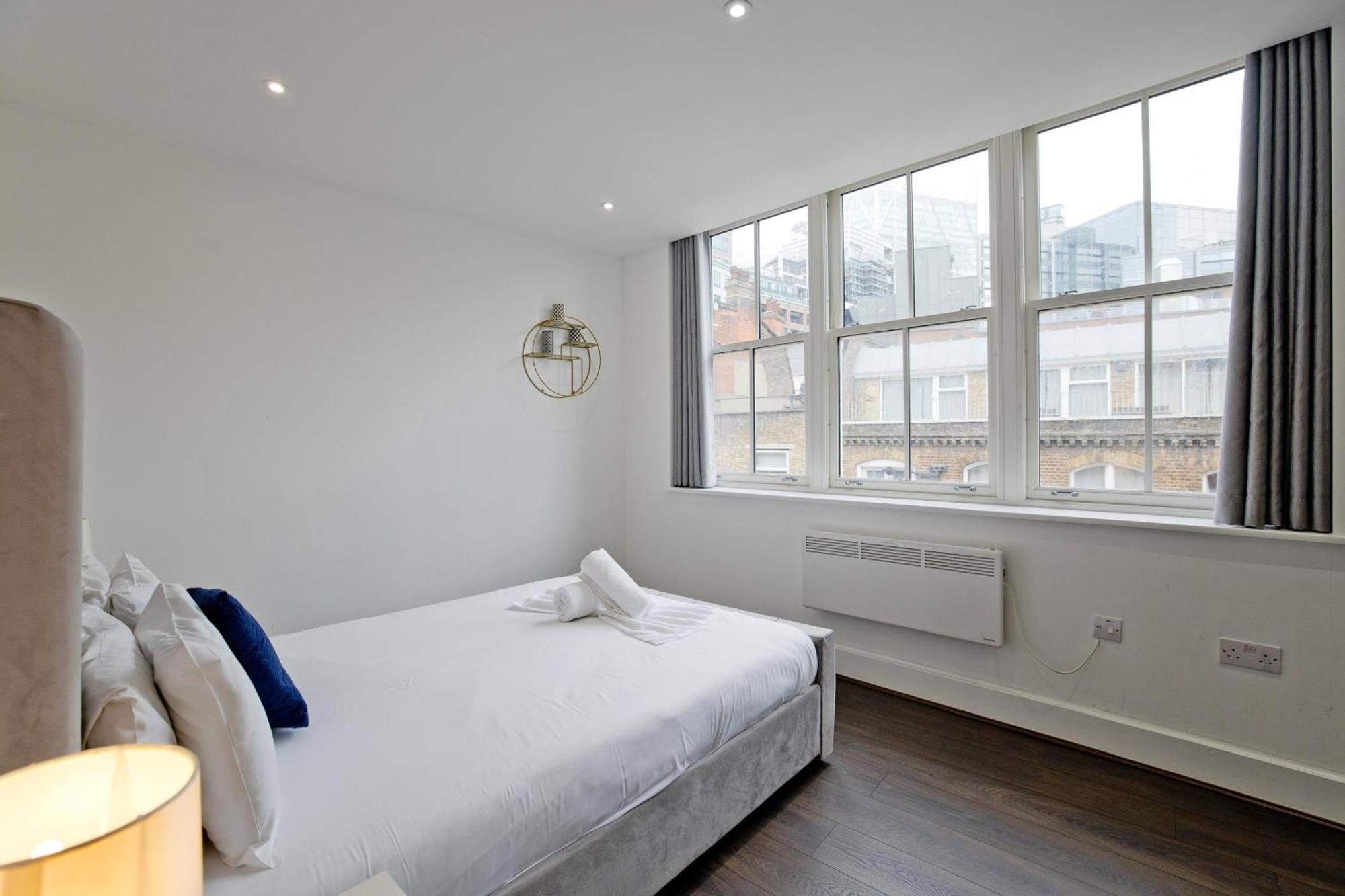 Imperial Liverpool Street Apartments London Exterior photo