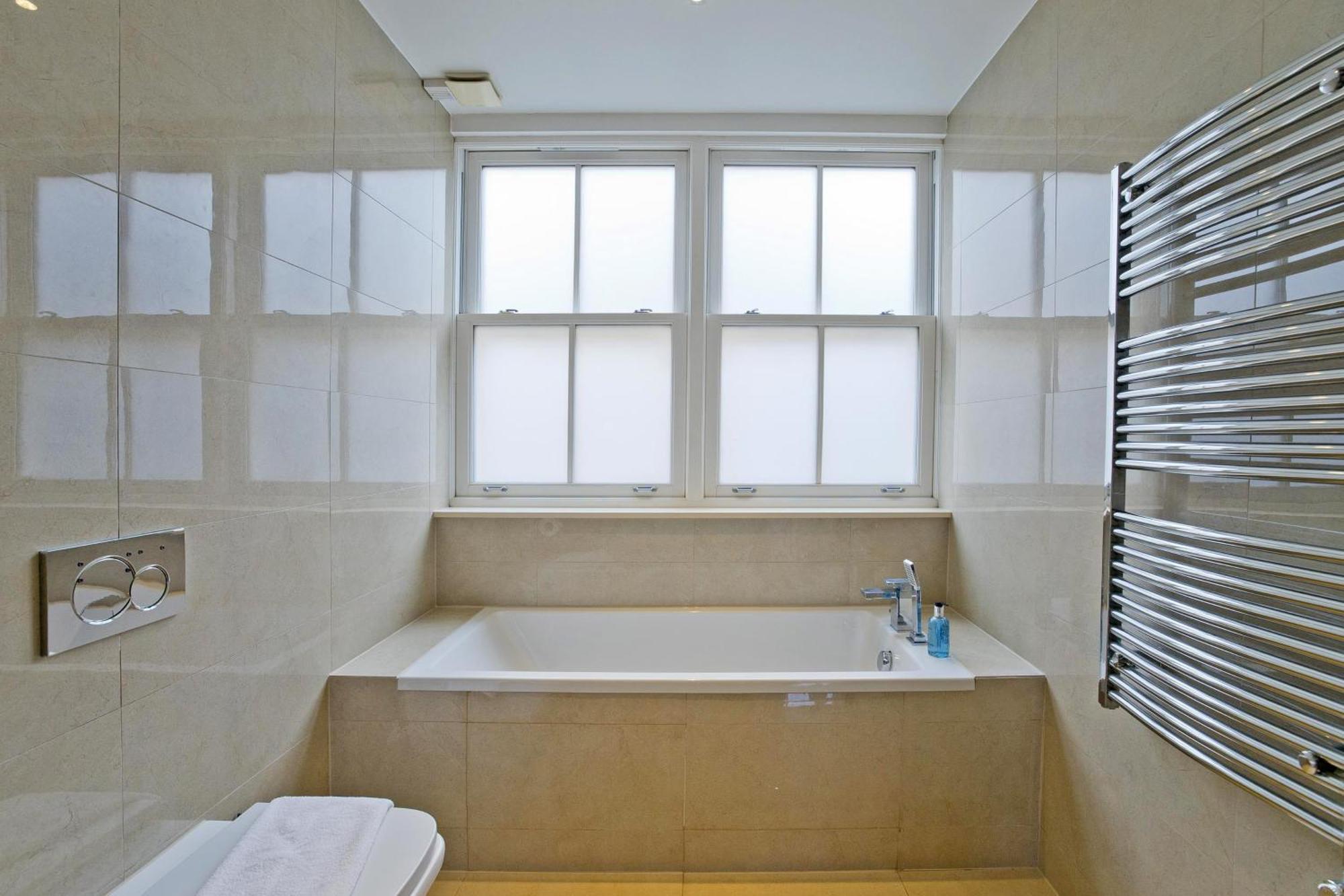 Imperial Liverpool Street Apartments London Exterior photo
