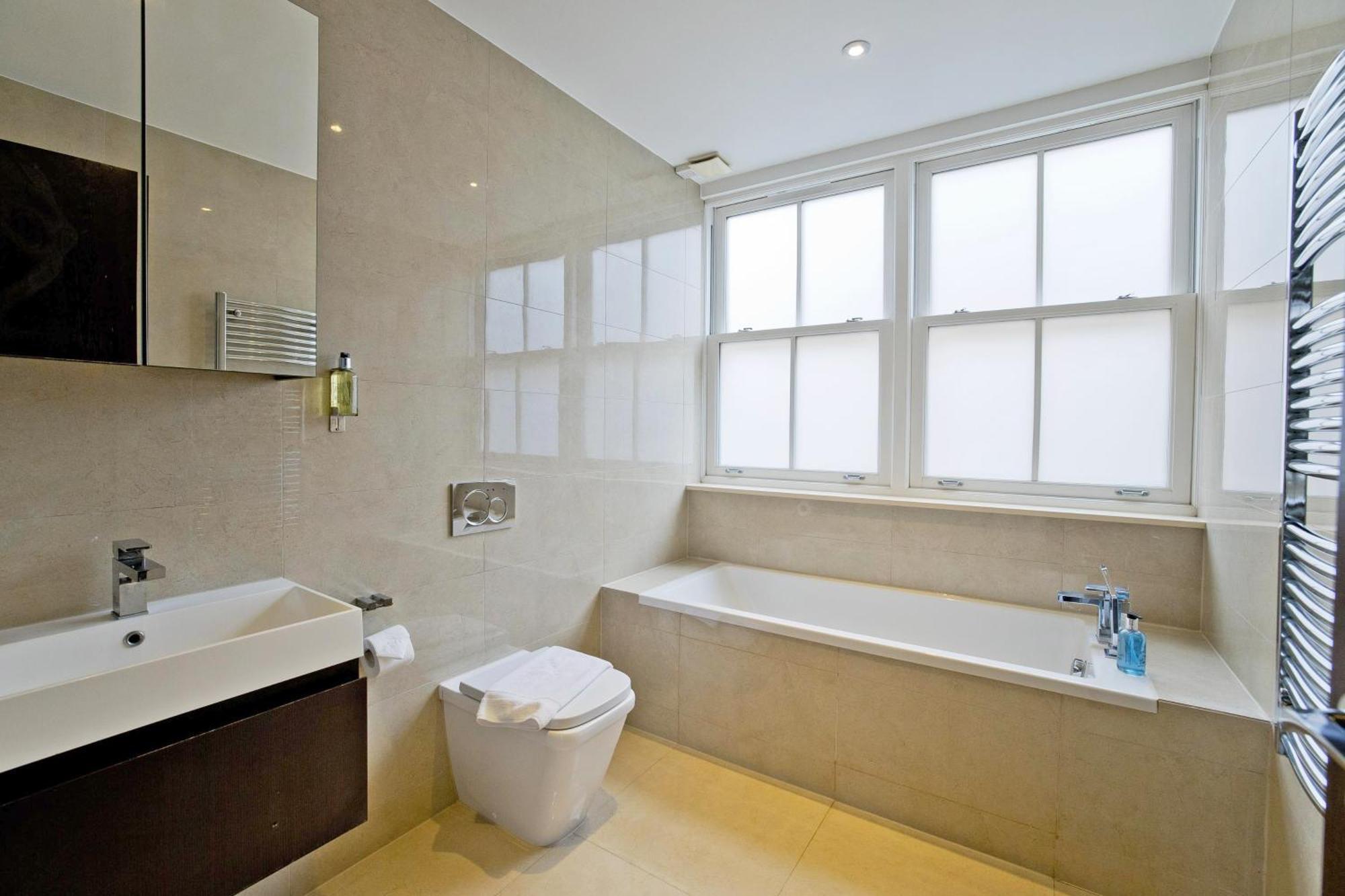Imperial Liverpool Street Apartments London Exterior photo