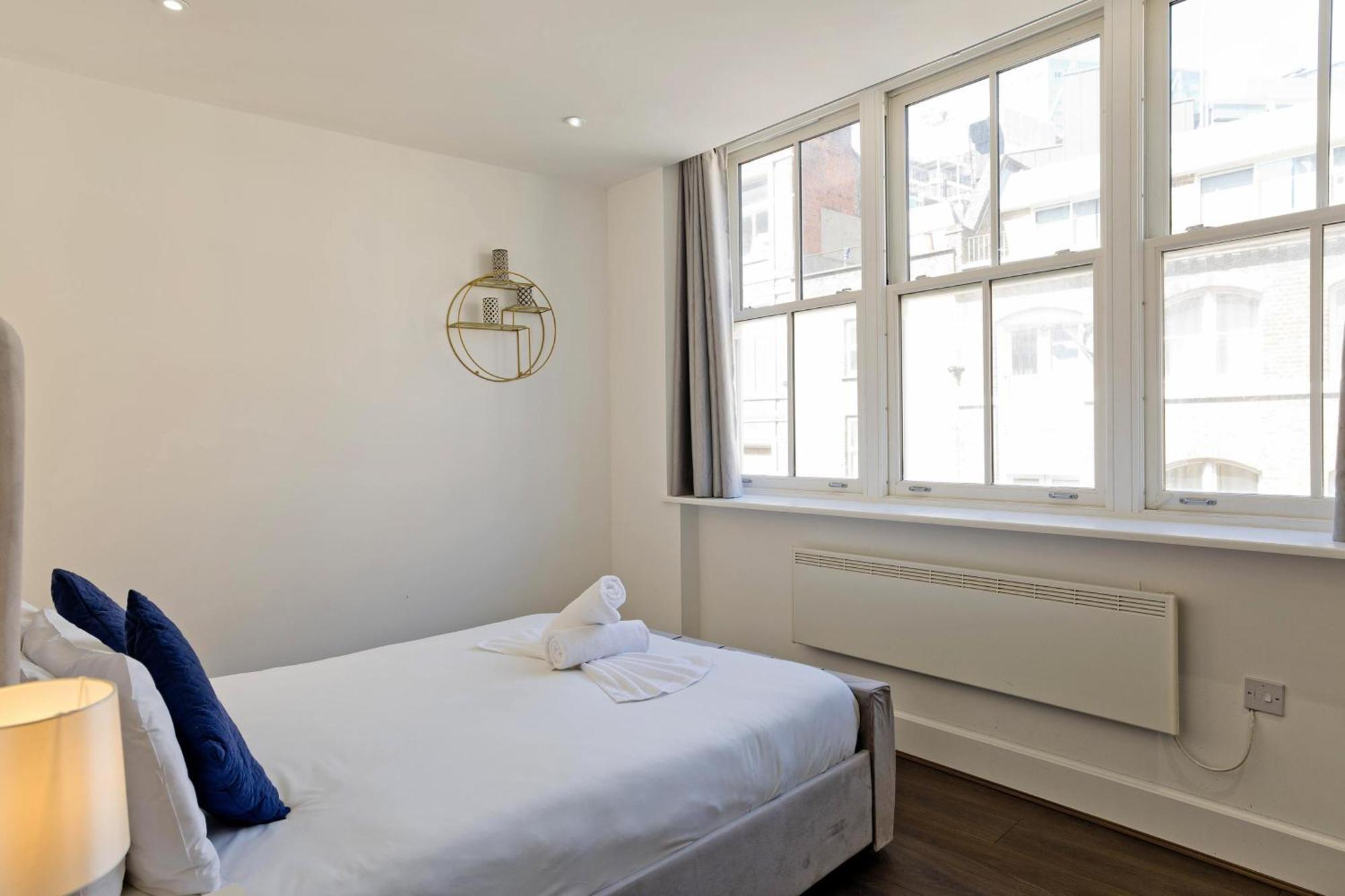 Imperial Liverpool Street Apartments London Exterior photo